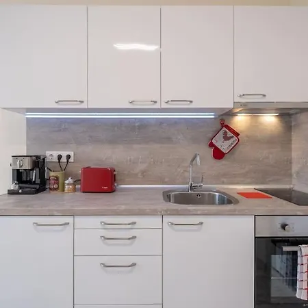 Bright & Chic Parkside