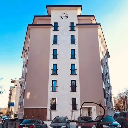 Bright & Chic Parkside Apartman *
